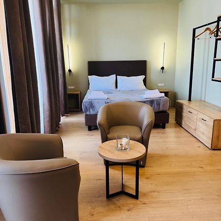 Manhattan Room & Suite Bari Exterior foto