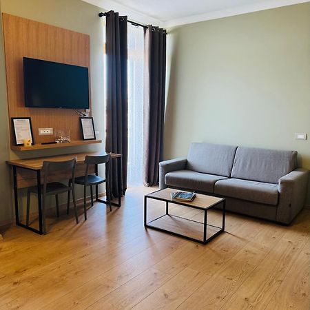 Manhattan Room & Suite Bari Exterior foto